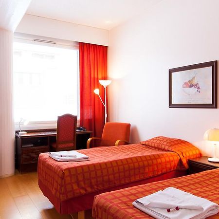 Aadankosio Hotell Joensuu Exteriör bild