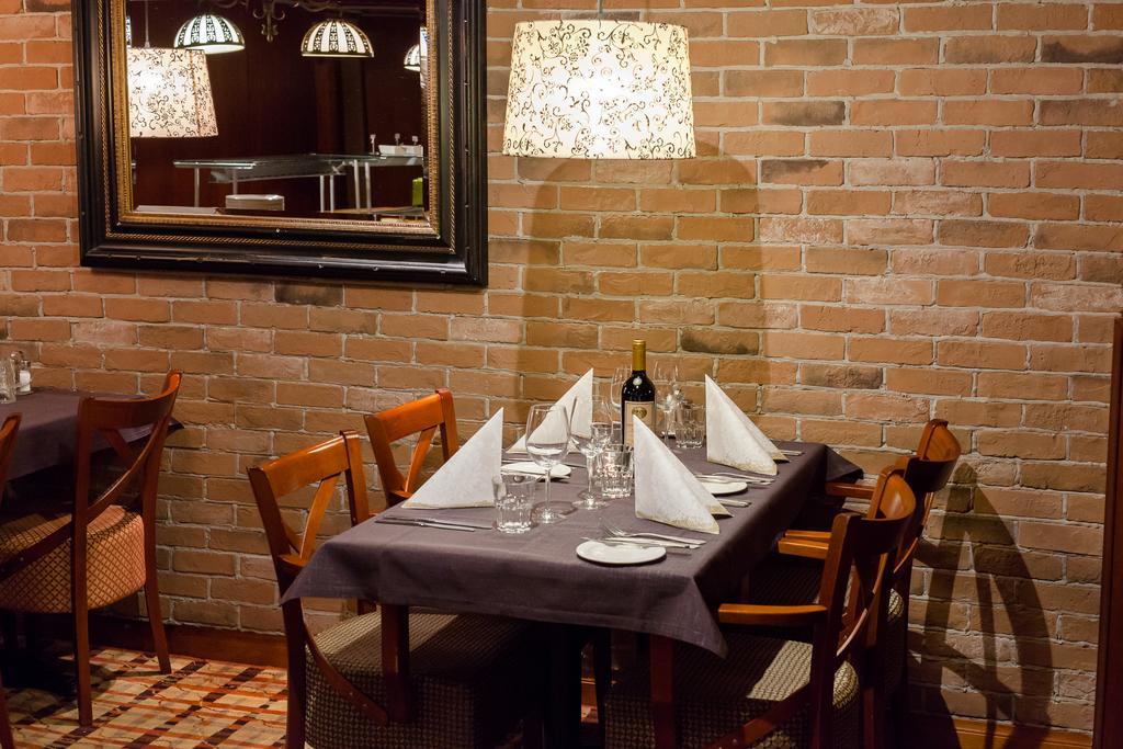 Aadankosio Hotell Joensuu Exteriör bild