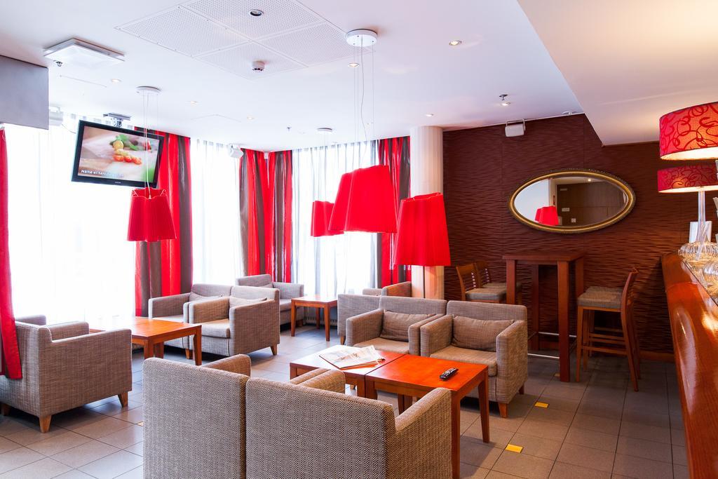Aadankosio Hotell Joensuu Exteriör bild